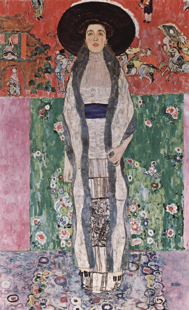 Klimt'in Adele Bloch-Bauer II portresi: renkli desenli fon önünde ayakta duran kadın