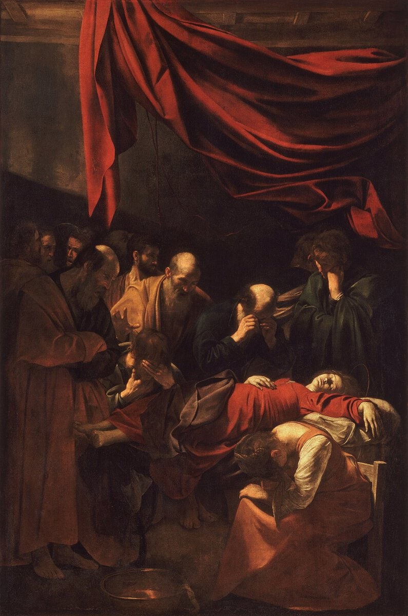 Caravaggio'nun Meryem'in Ölümü tablosu: kırmızı perde altında yatan Meryem