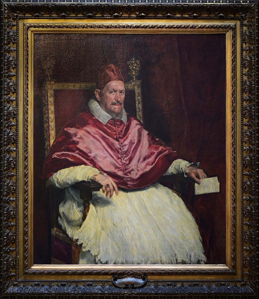 Velazquez'in Papa X. Innocentius Portresi: kırmızı giysili, keskin bakışlı papa